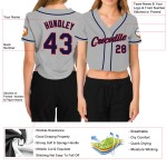 Benutzerdefinierte Marine-Rot Damen Baseball V-Ausschnitt Cropped Jersey Grau Benutzerdefinierte Marine-Rot Damen Baseball V-Ausschnitt Cropped Jersey Grau